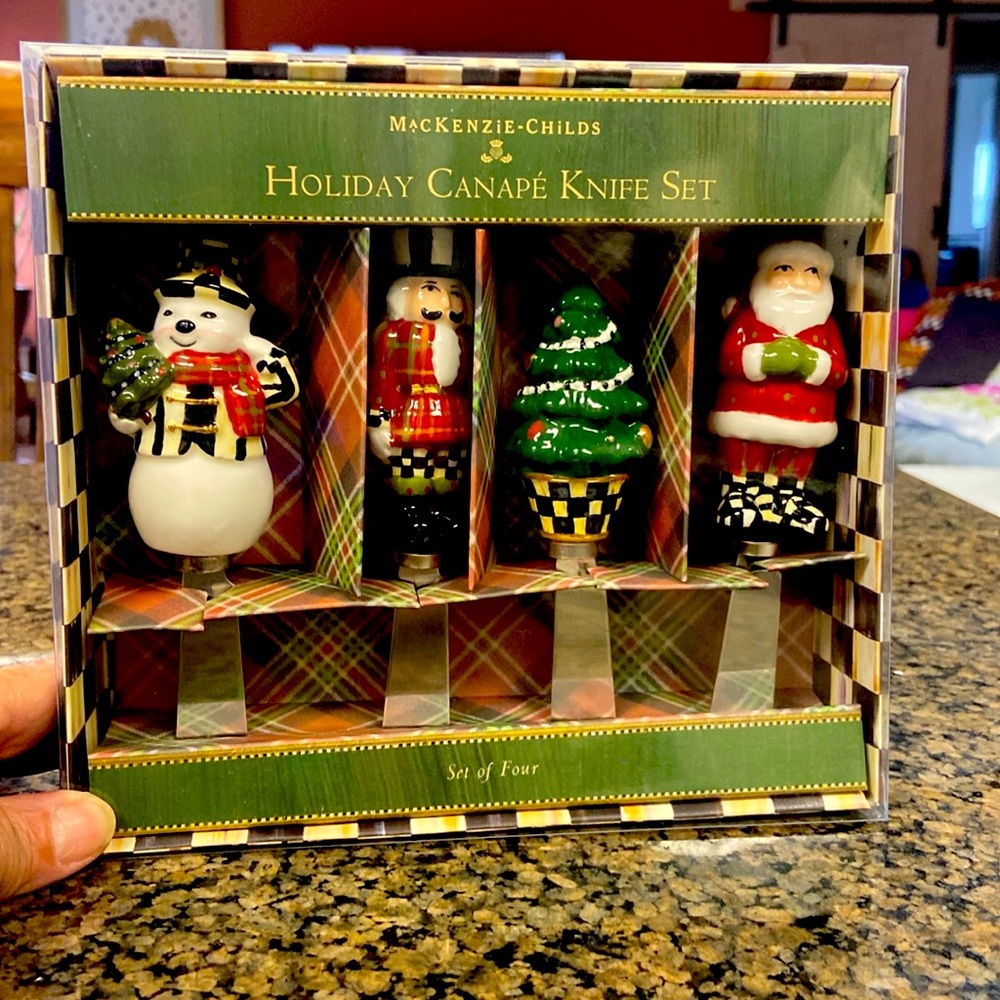 Mackenzie Child holiday knife set